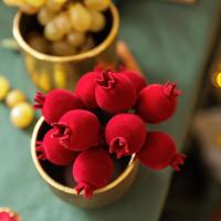 GRENADES VELOURS BORDEAUX SUR TIGE X6 (3x12cm)